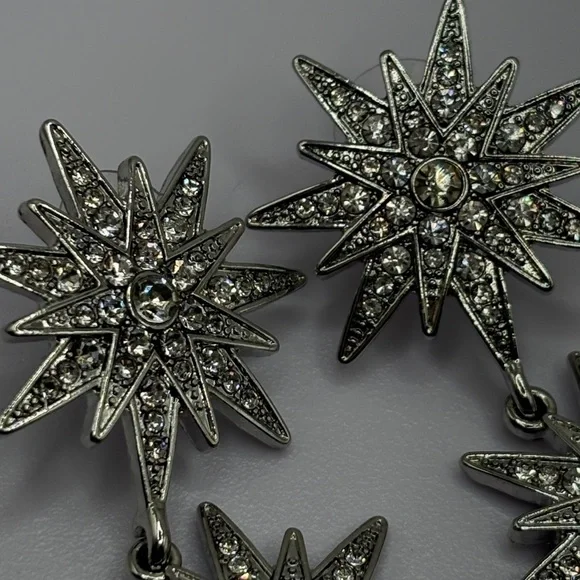 BRIDAL👰 CRYSTAL 🌟 STARBURST Earrings PAGEANT 👸 SWAROVSKI - Picture 9 of 9